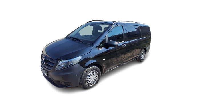 Mercedes-Benz Vito Tourer — view 3